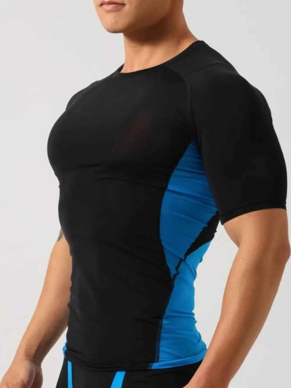 Men's Contrast Round Neck Short Sleeve T-Shirt