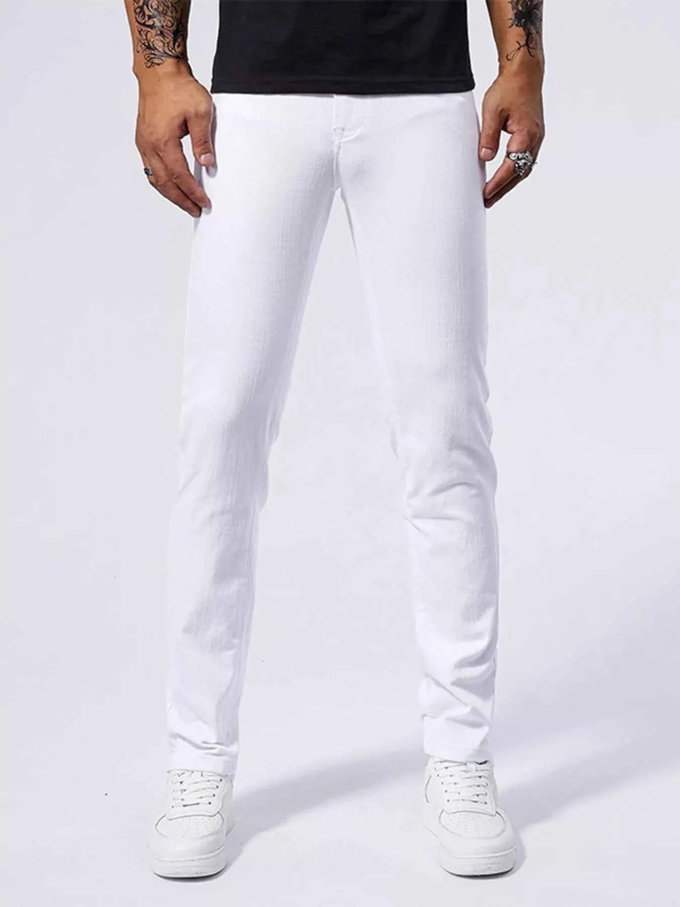 Men's Straight Leg Jeans