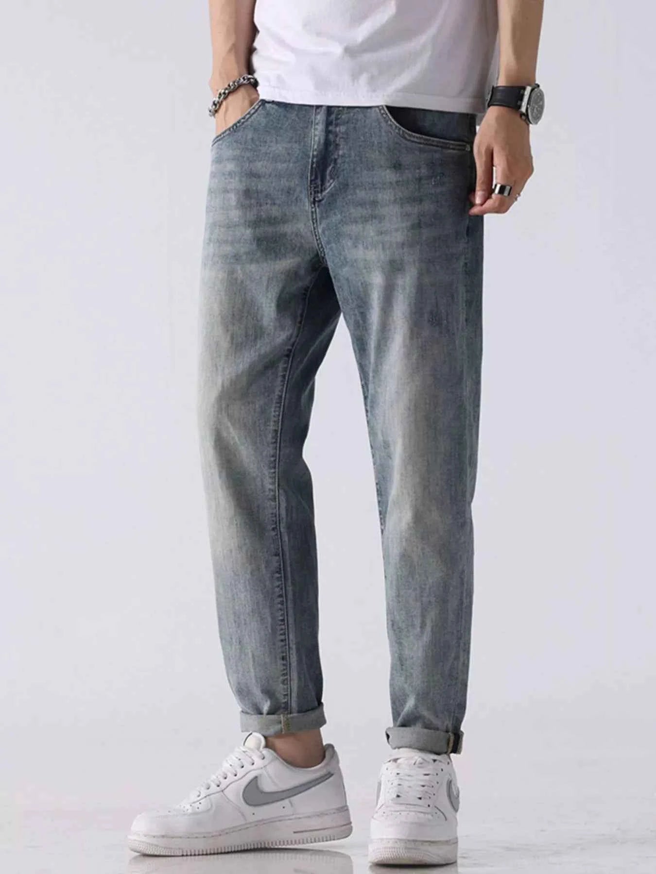 Men's Washed Straight Fit Jeans