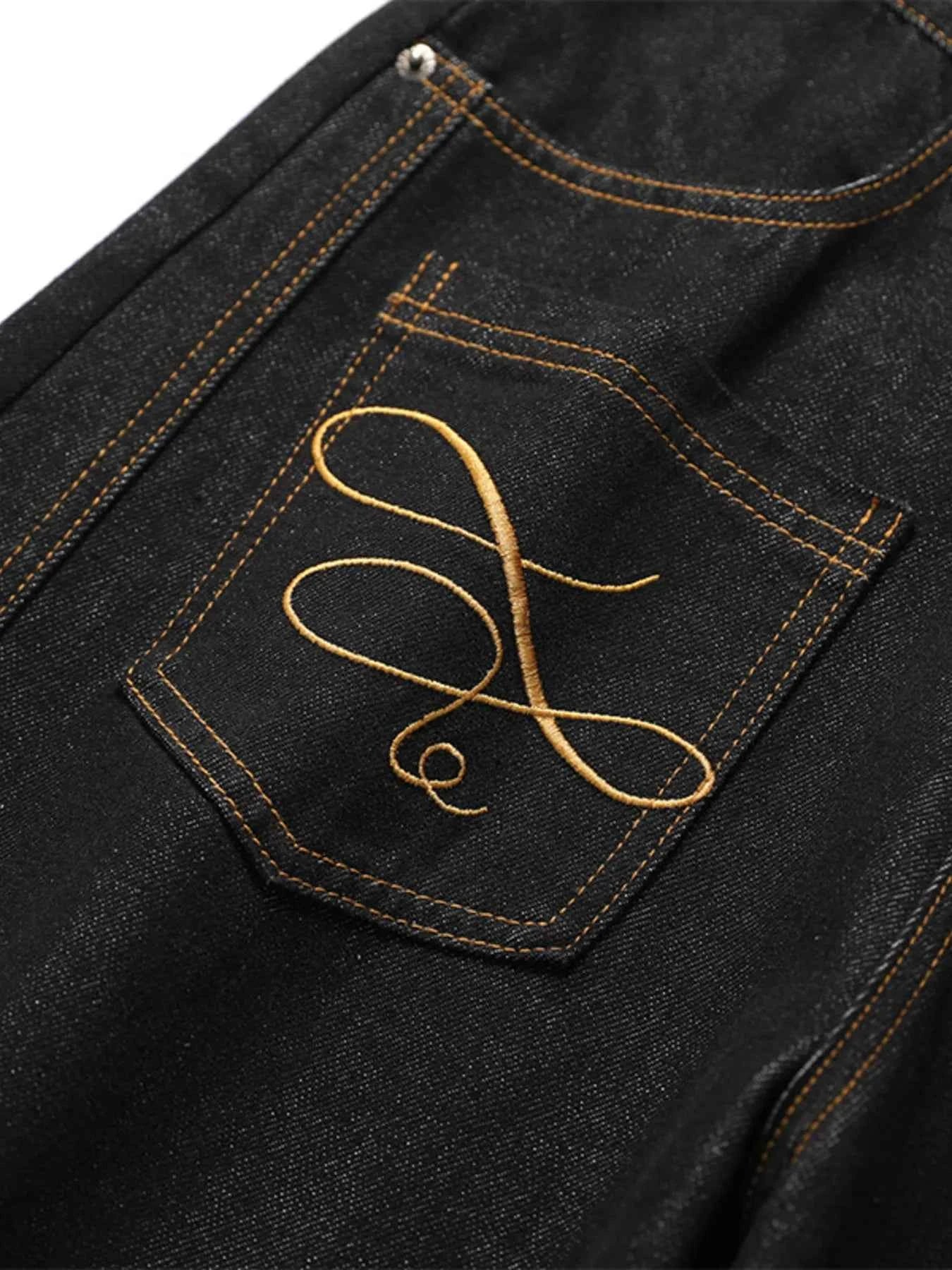 Men's Embroidered Pocket Curved Jeans