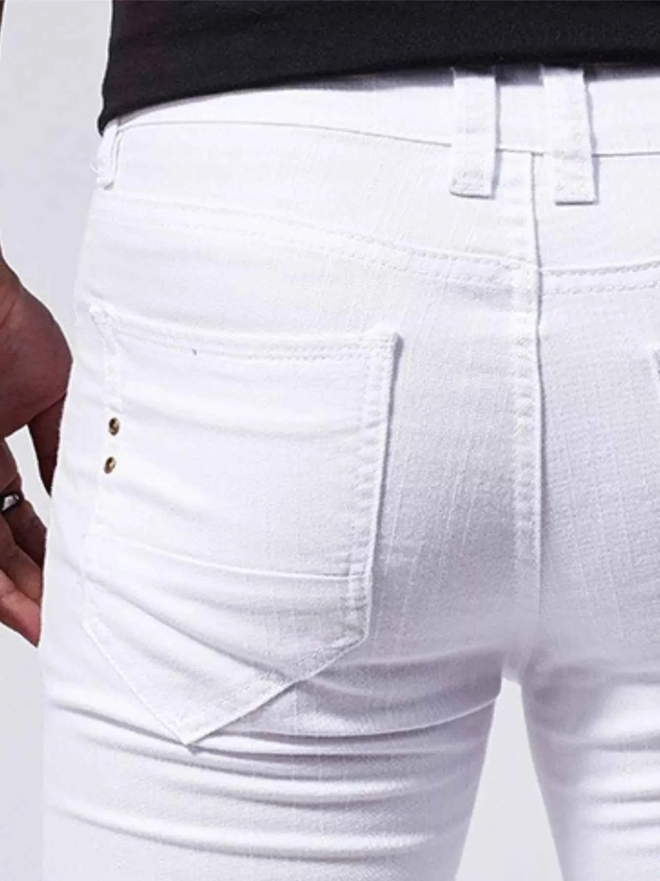 Men's Straight Leg Jeans