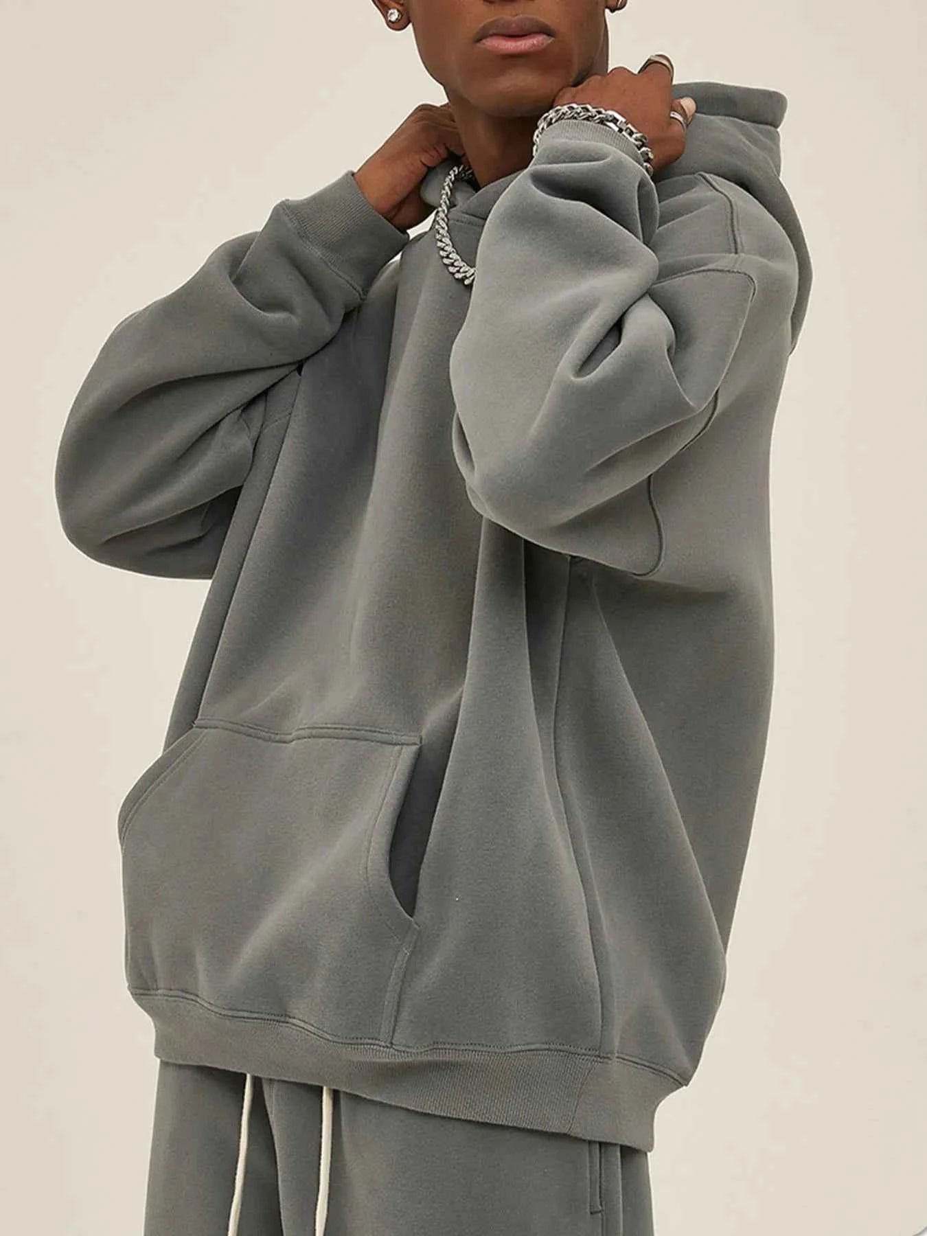 Men's Oversized Pocketed Long Sleeve Hoodie