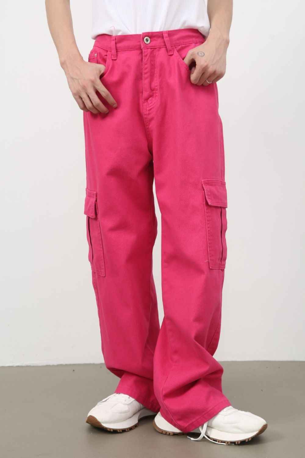 Men's Loose Jeans with Cargo Pockets - Damned Threads