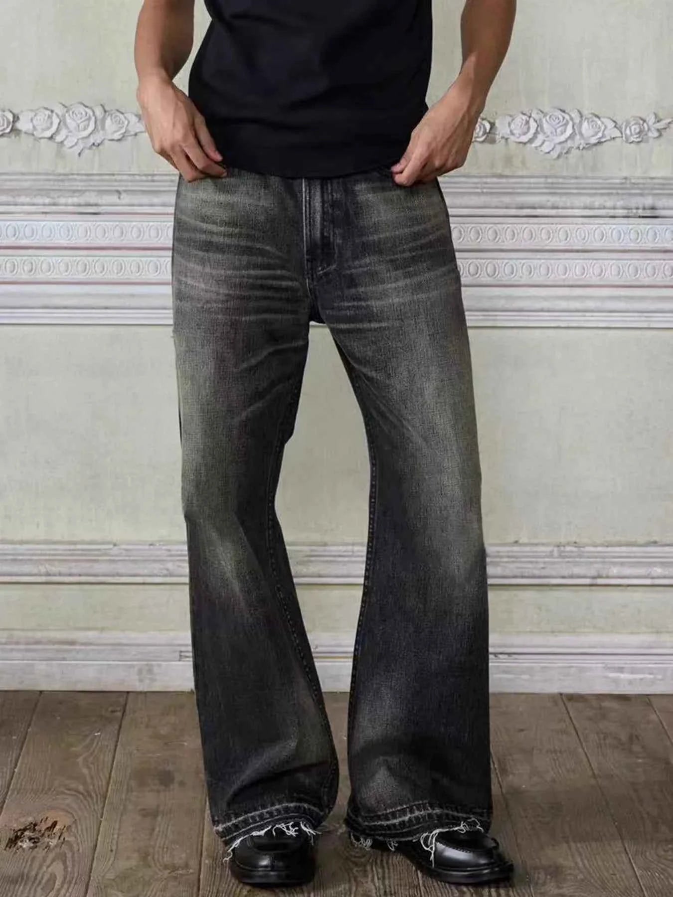 Men's Vintage Washed Frayed Hem Jeans