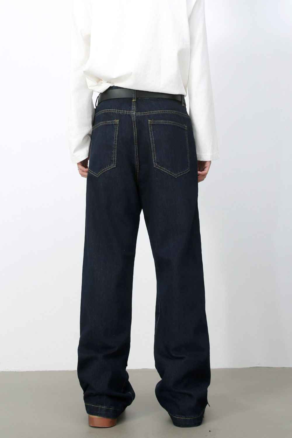 Men's Wide Straight Leg Jeans with Pockets - Damned Threads