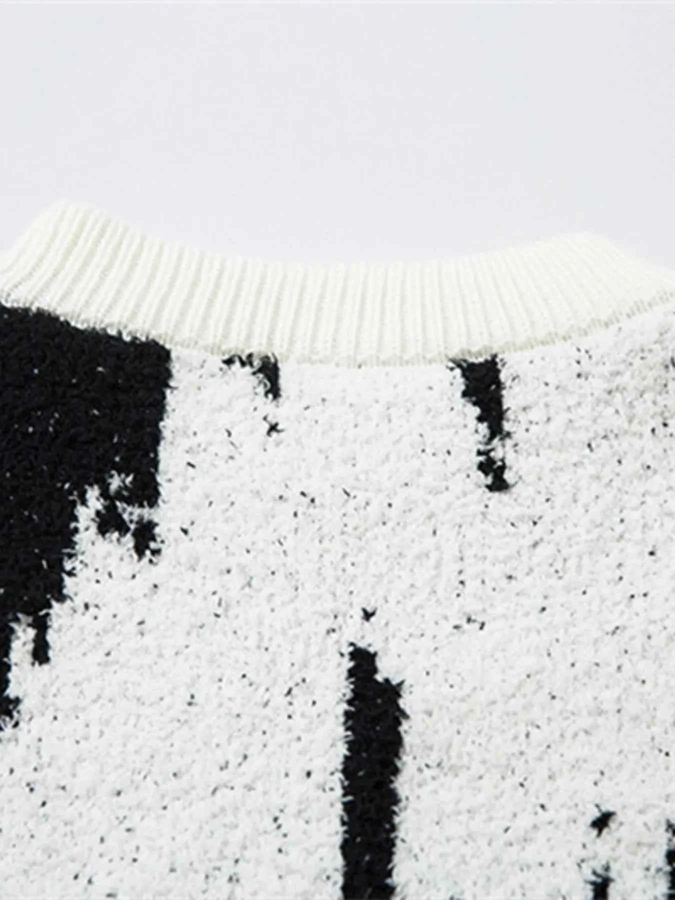 Men's Contrast Round Neck Long Sleeve Sweater