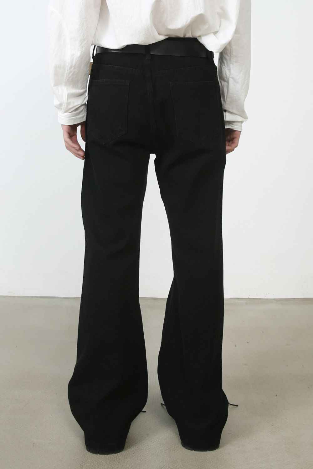 Men's Mid Rise Jeans with Pockets - Damned Threads