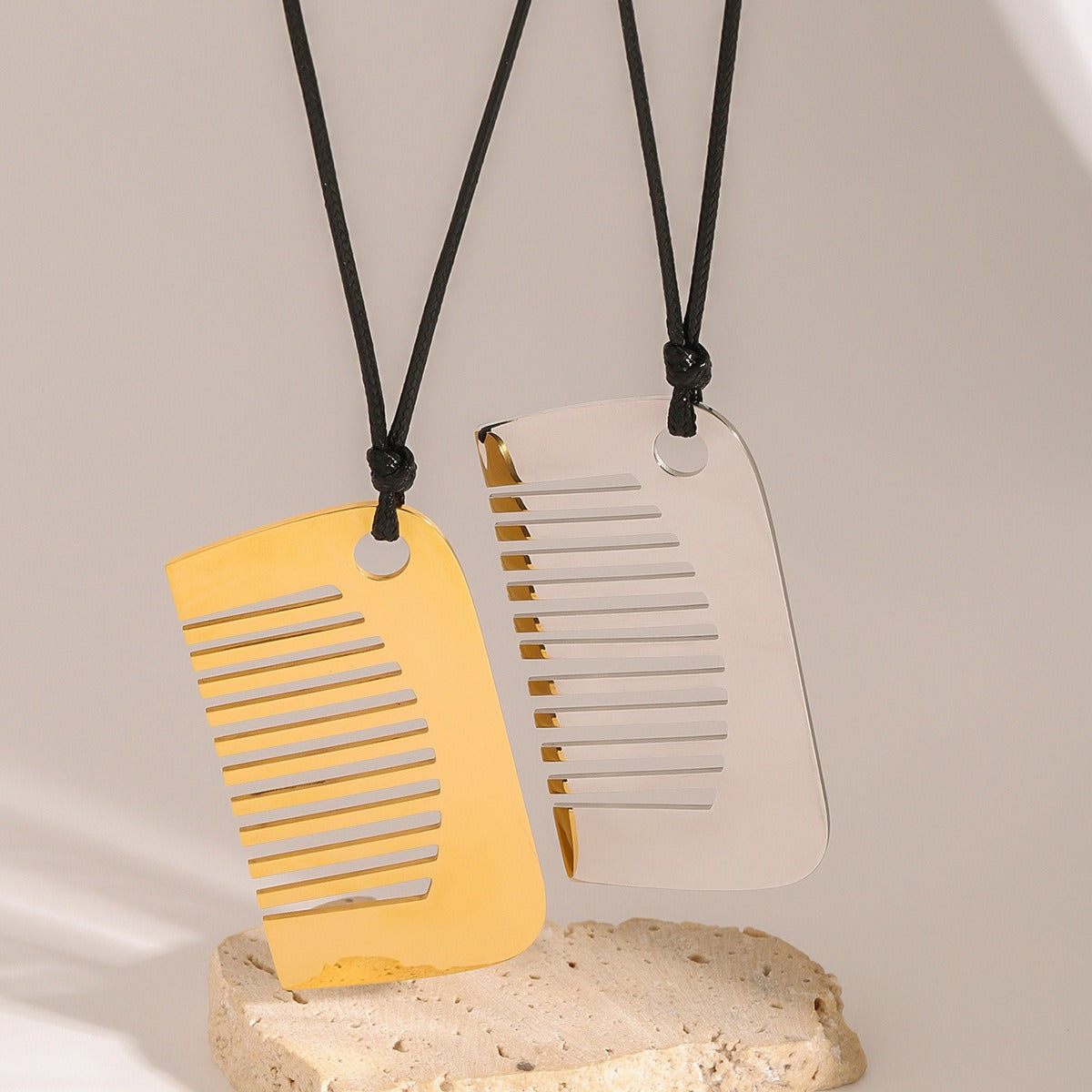 18K Gold-Plated Comb-Shaped Necklace - Damned Threads