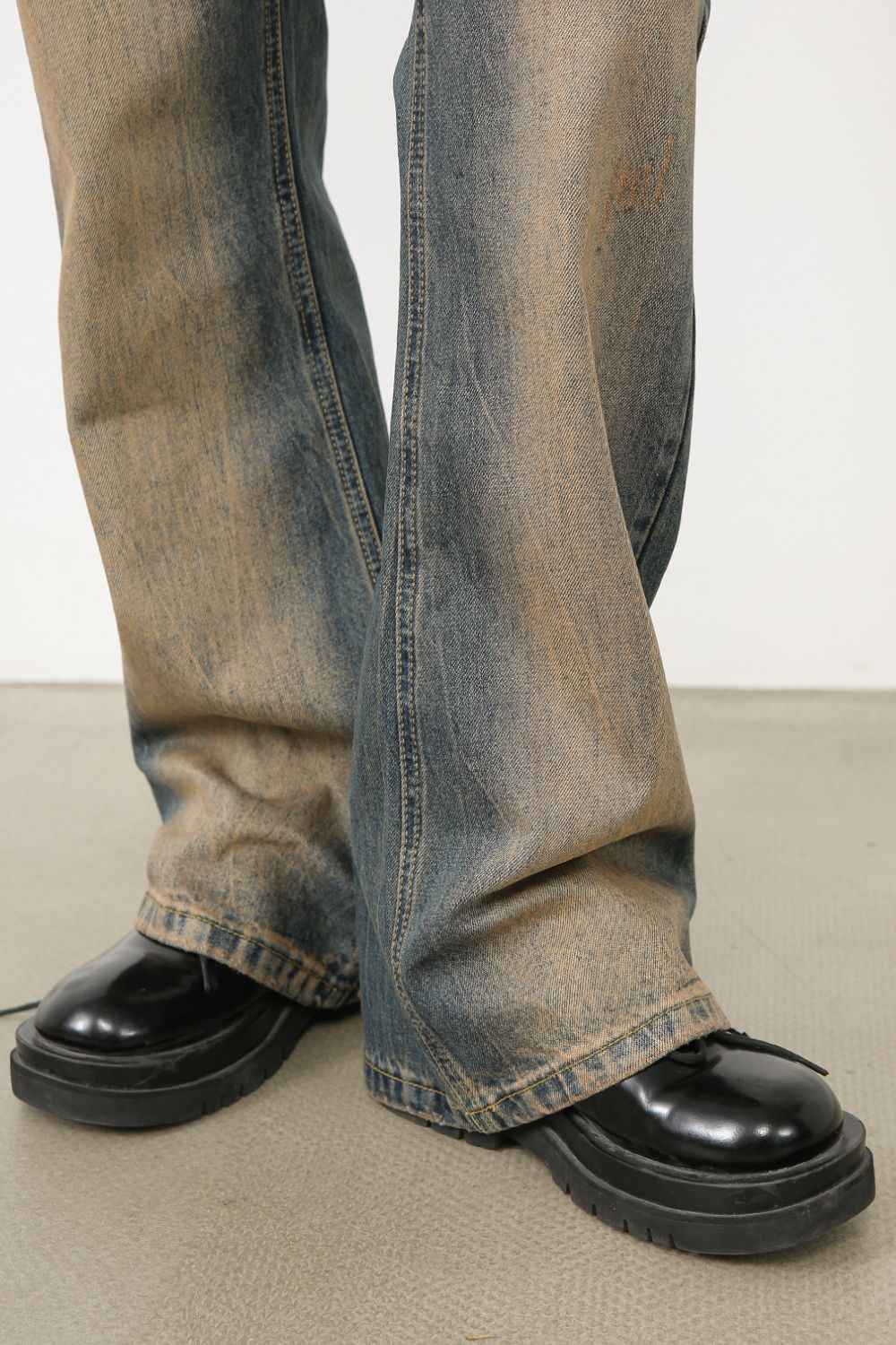 Men's Bootcut Jeans with Pockets - Damned Threads