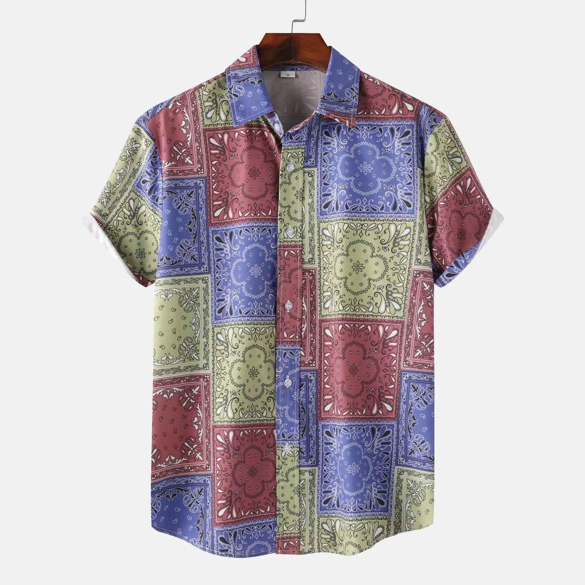 Men's Printed Short Sleeve Button-Up Shirt