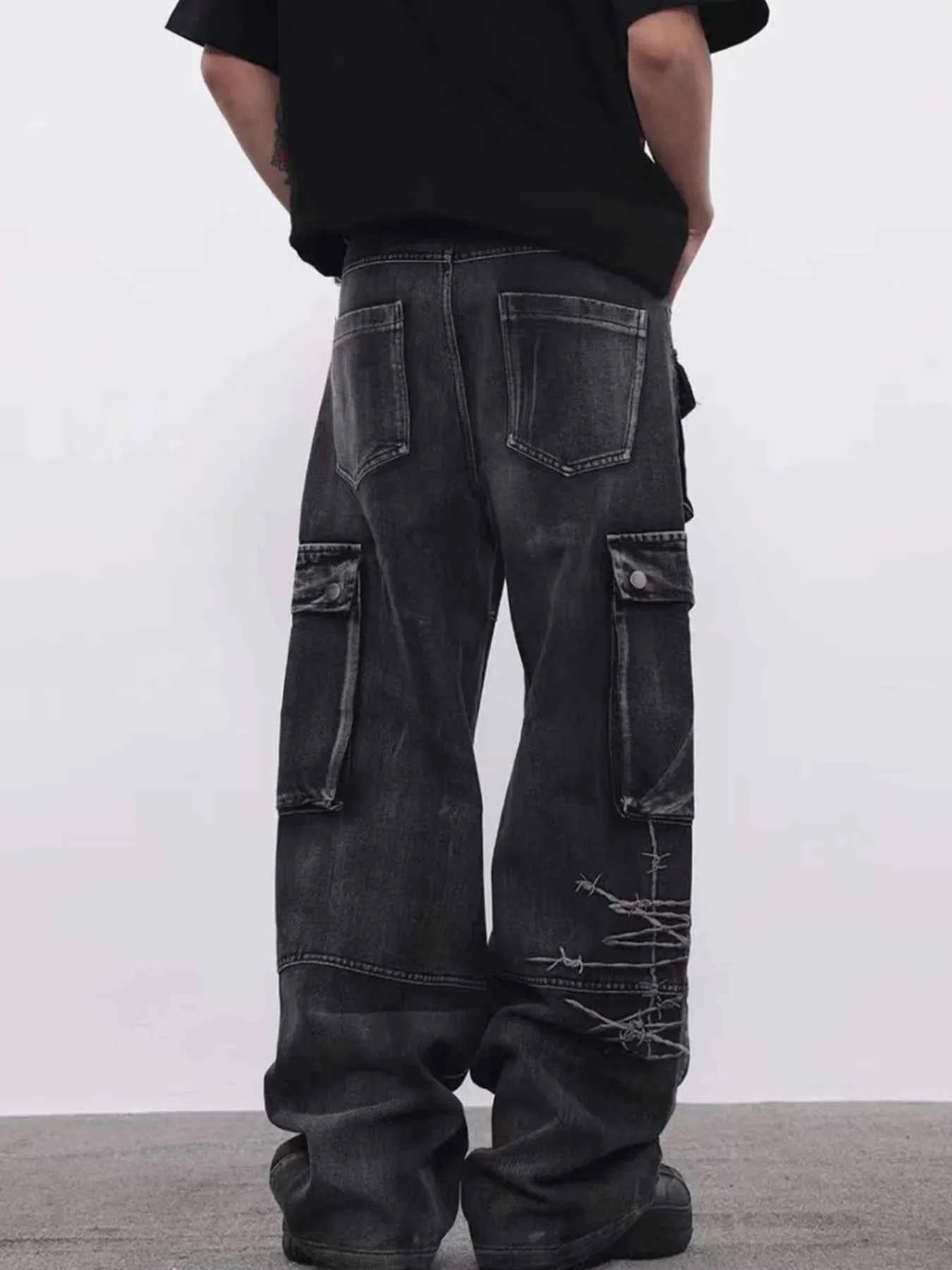 Men's Wide Leg Cargo Jeans