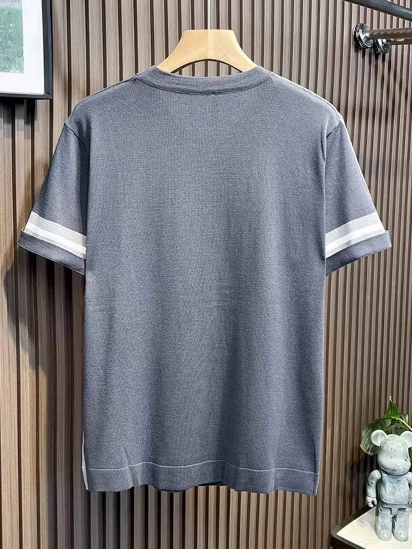 Men's Full Size Contrast Shoulder Stripes Round Neck T-Shirt Plus Size