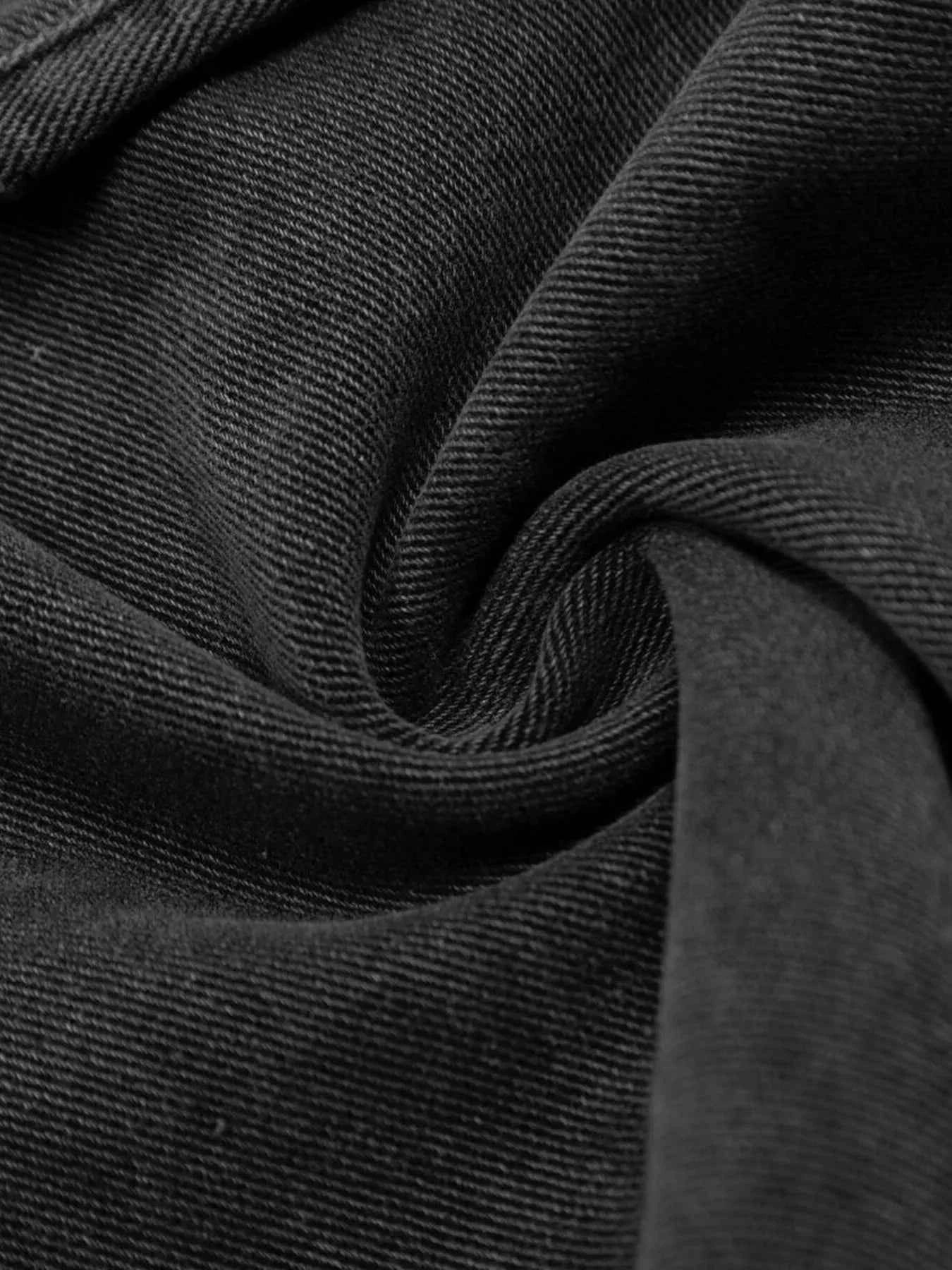 Men's Multi-Pocket Cargo Jeans with Zipper Details