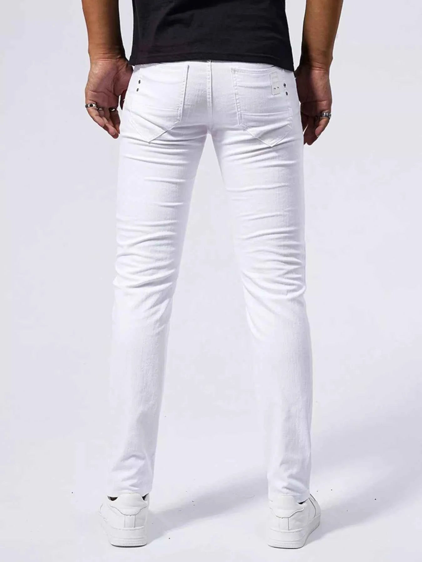 Men's Straight Leg Jeans