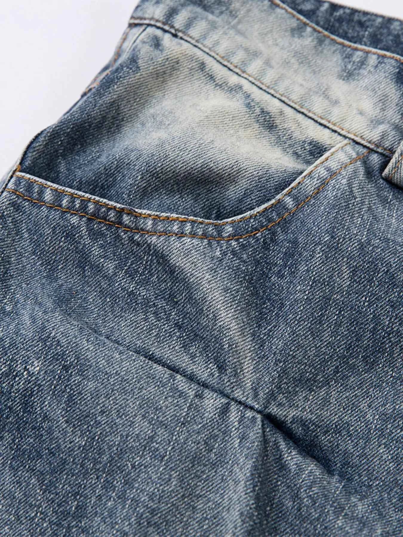 Men's Washed Wide Leg Pleated Jeans