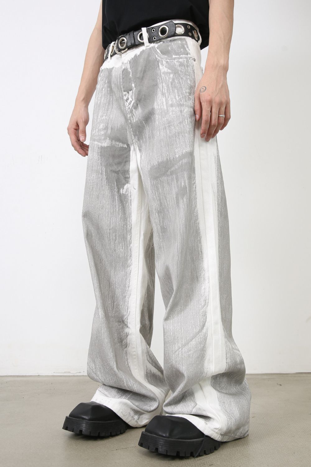 Men's Contrast Wide Leg Jeans - Damned Threads