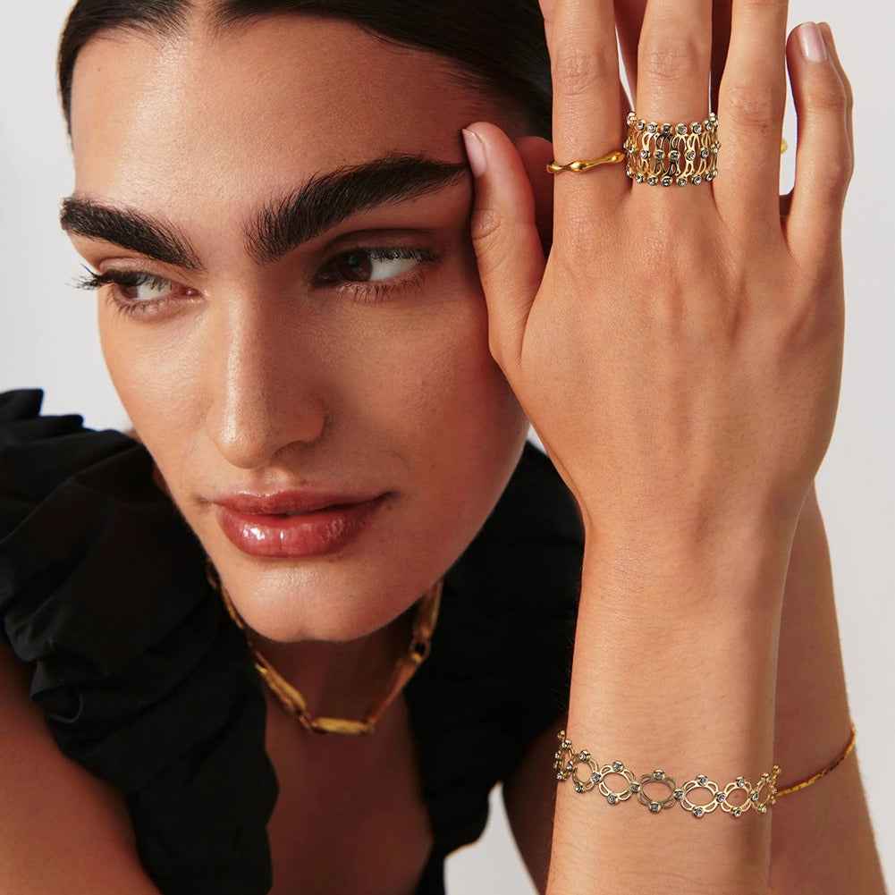 Retractable Bracelet & Ring - Damned Threads