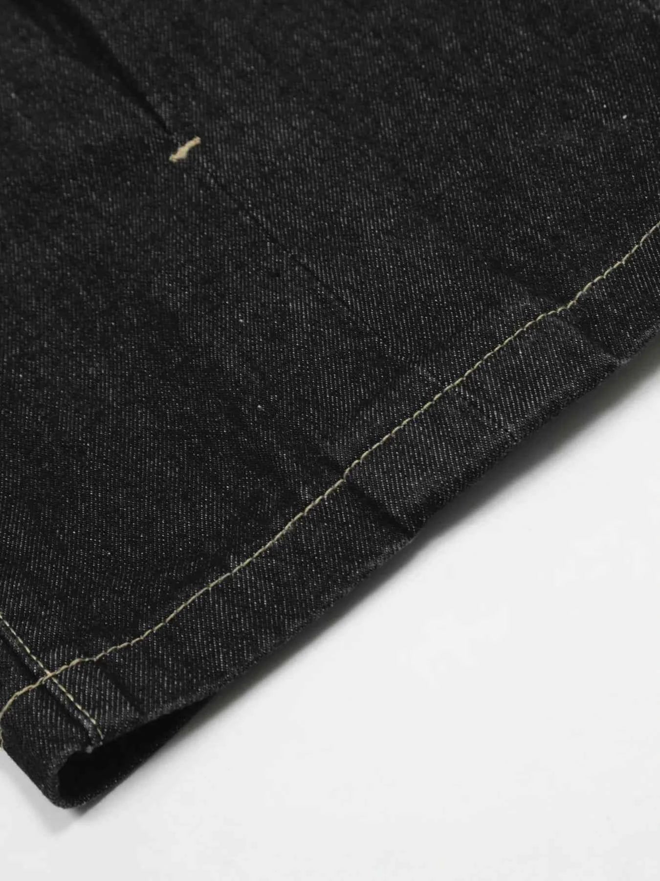 Men's High Waist Curved Jeans with Pleated Detail