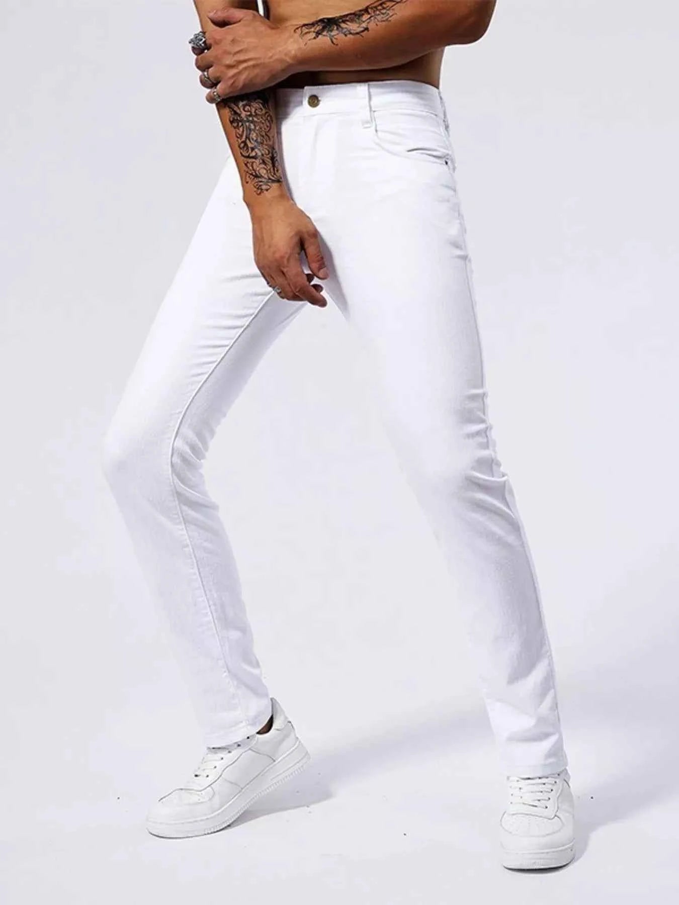Men's Straight Leg Jeans
