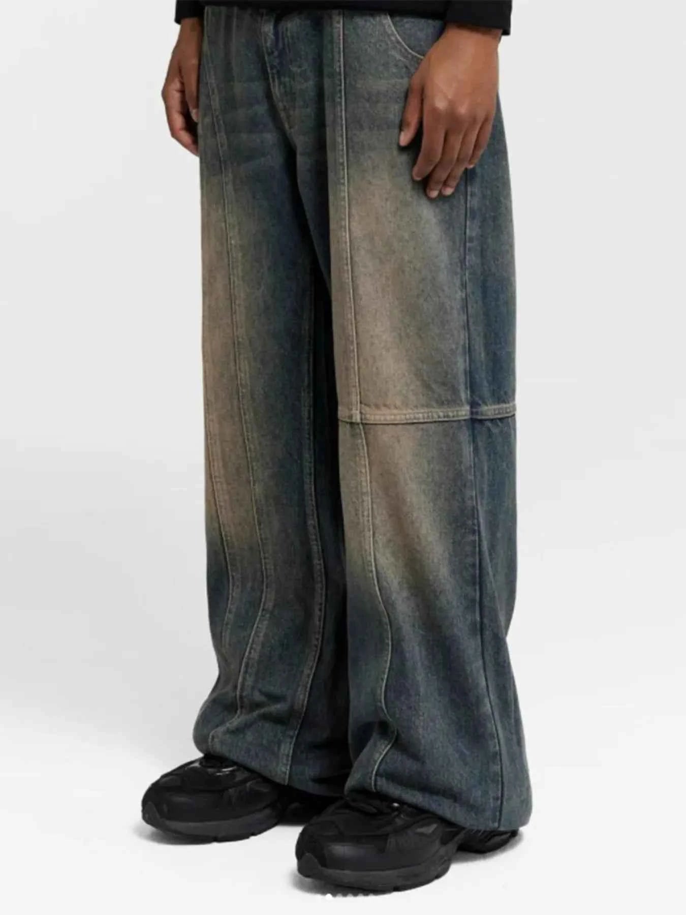 Men's Vintage Wash Wide Leg Relaxed Fit Jeans