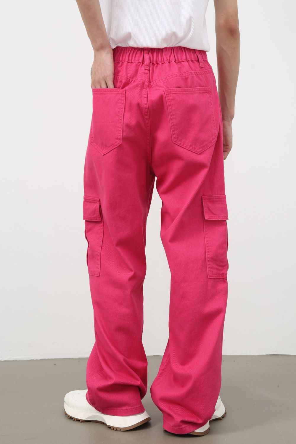 Men's Loose Jeans with Cargo Pockets - Damned Threads