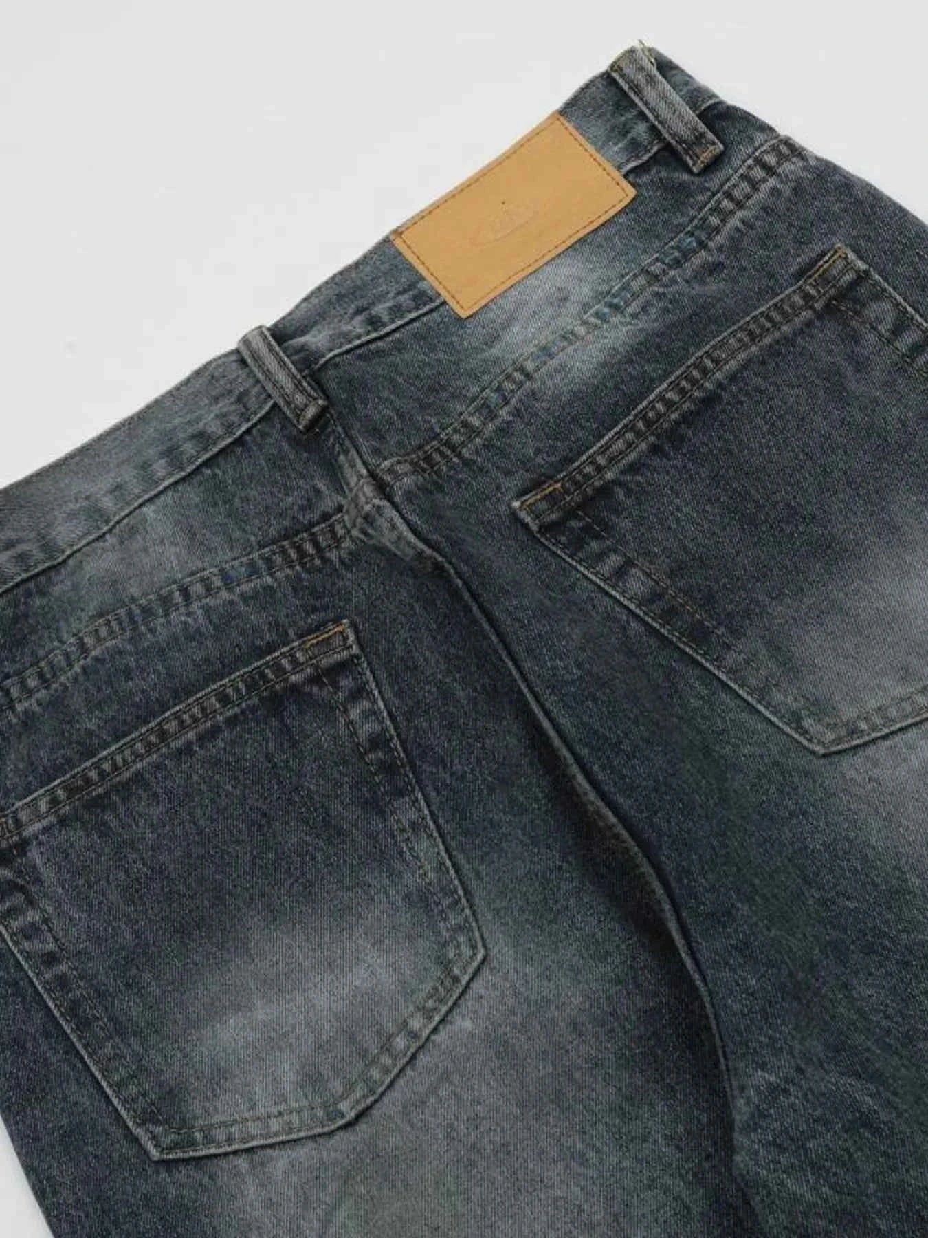 Men's Washed Distressed Wide-Leg Jeans