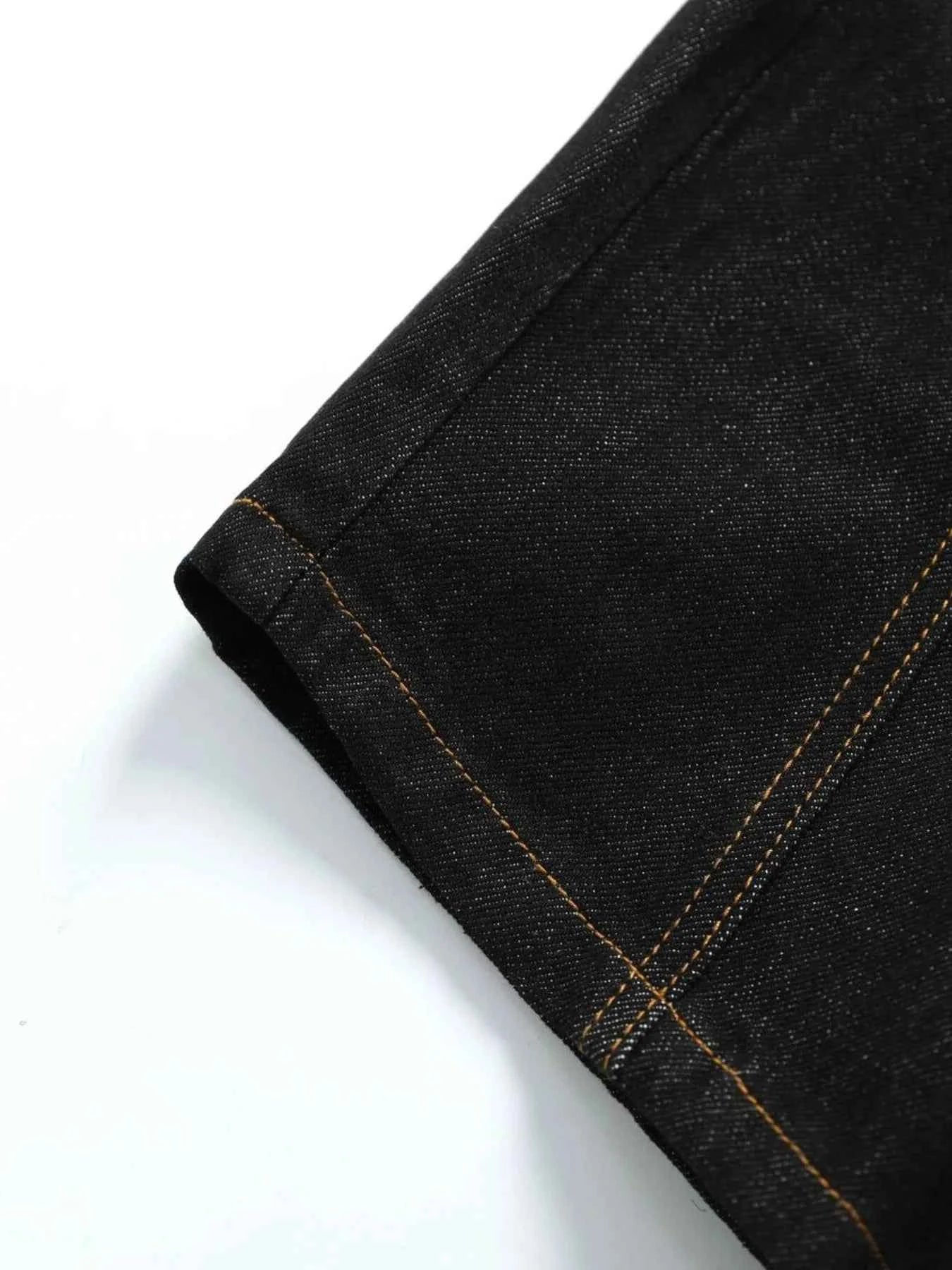 Men's Embroidered Pocket Curved Jeans