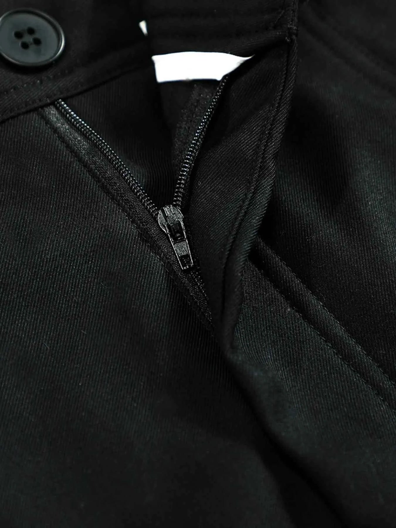 Men's Curved Pants with Relaxed Fit Design