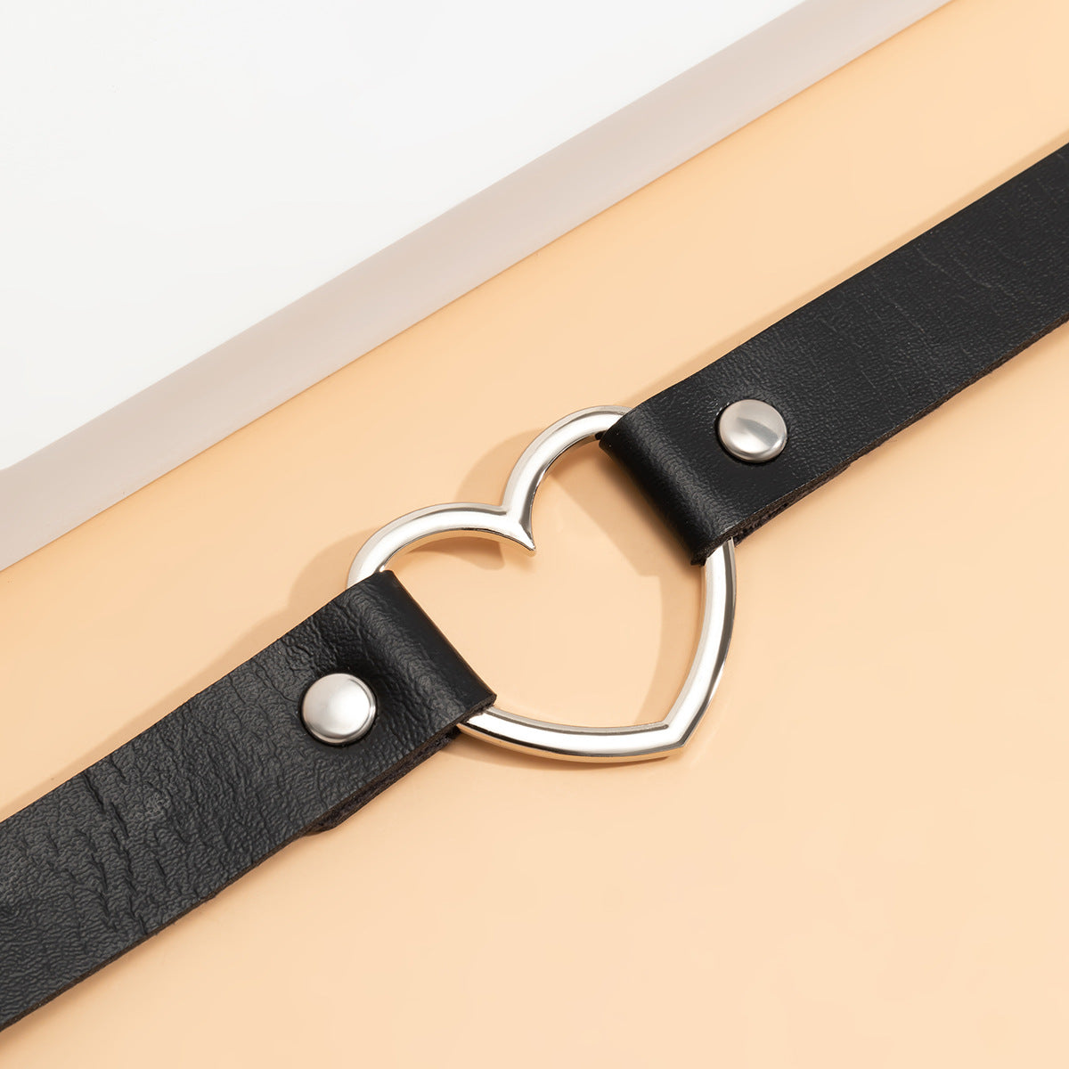 Heart Collar - Damned Threads