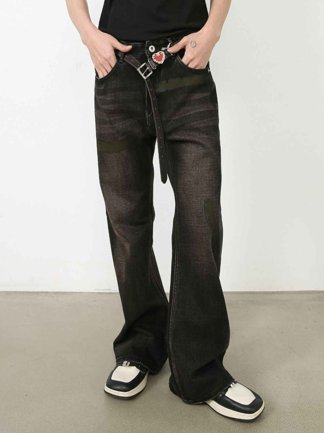 Men's Mid Rise Jeans with Pockets - Damned Threads