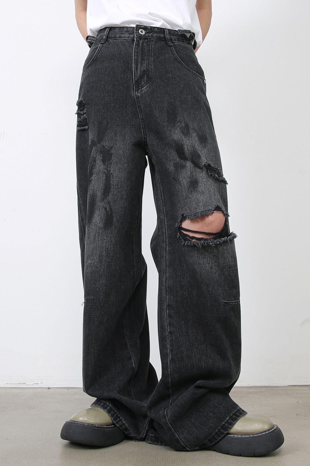 Men's Distressed Baggy Jeans - Damned Threads