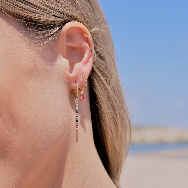 18K Gold Tassel Earrings With Rhinestone Design - Damned Threads