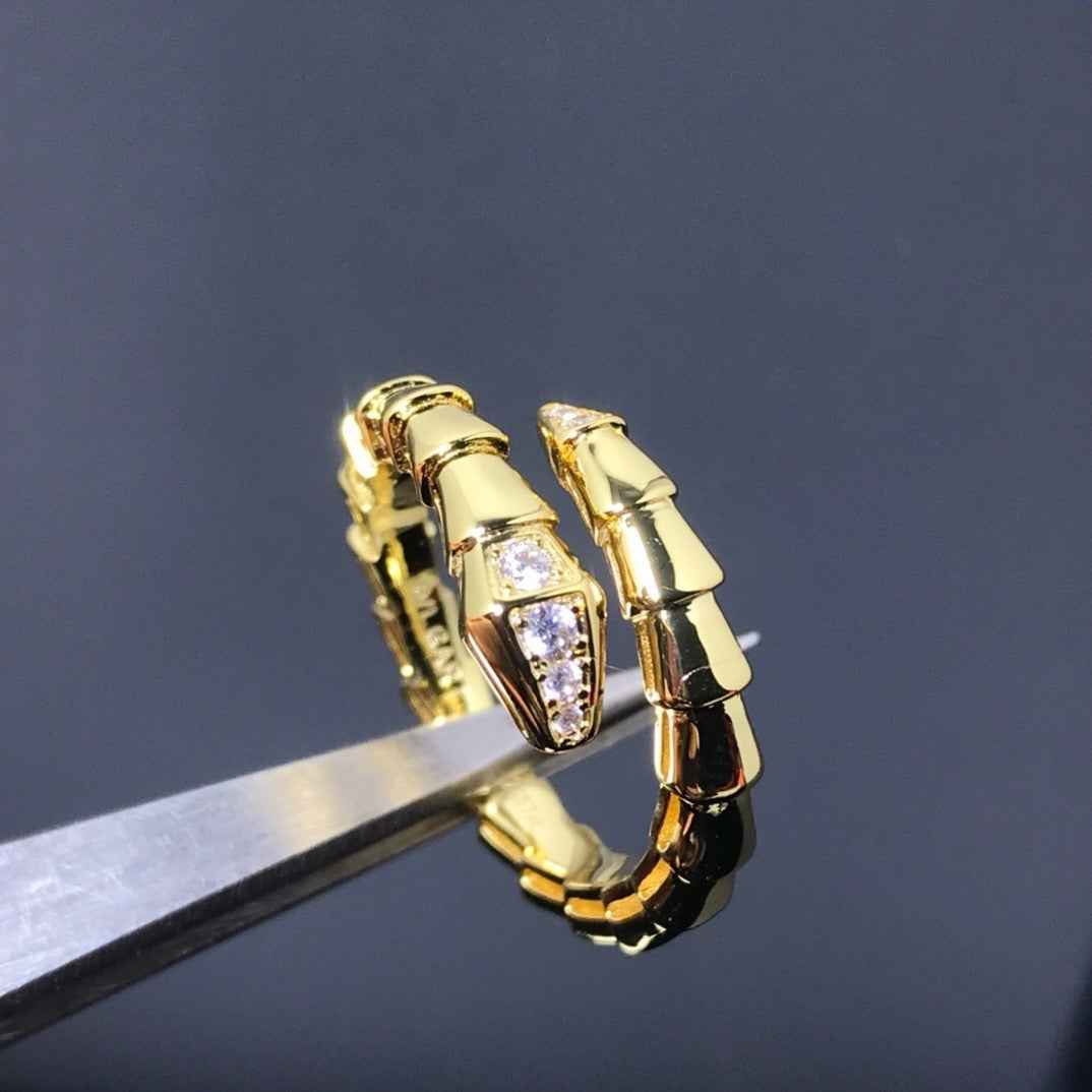 18K Gold Snake Diamond Studded Ring - Damned Threads