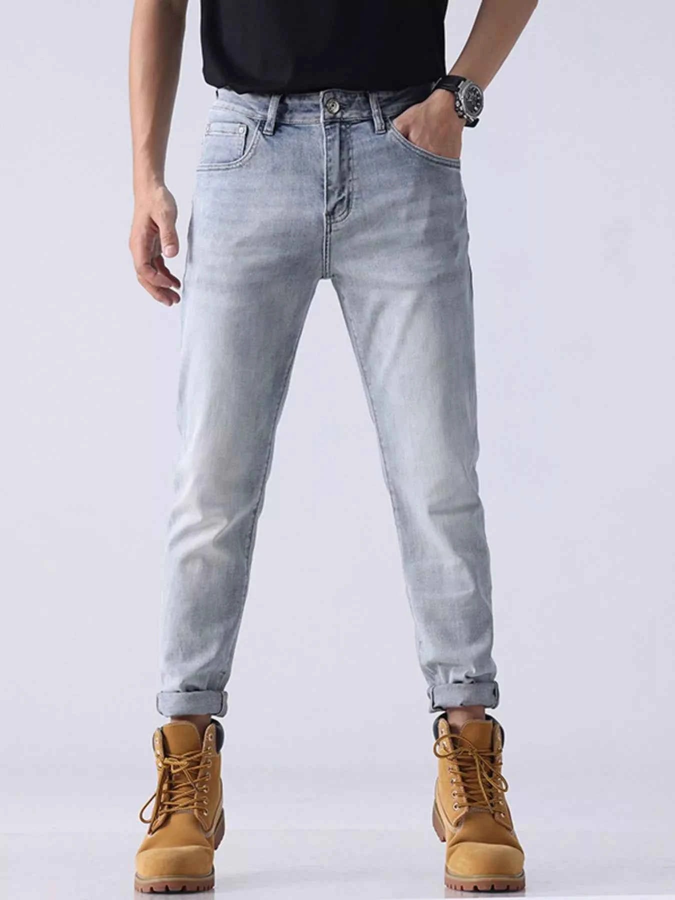 Men's Washed Slim Fit Jeans