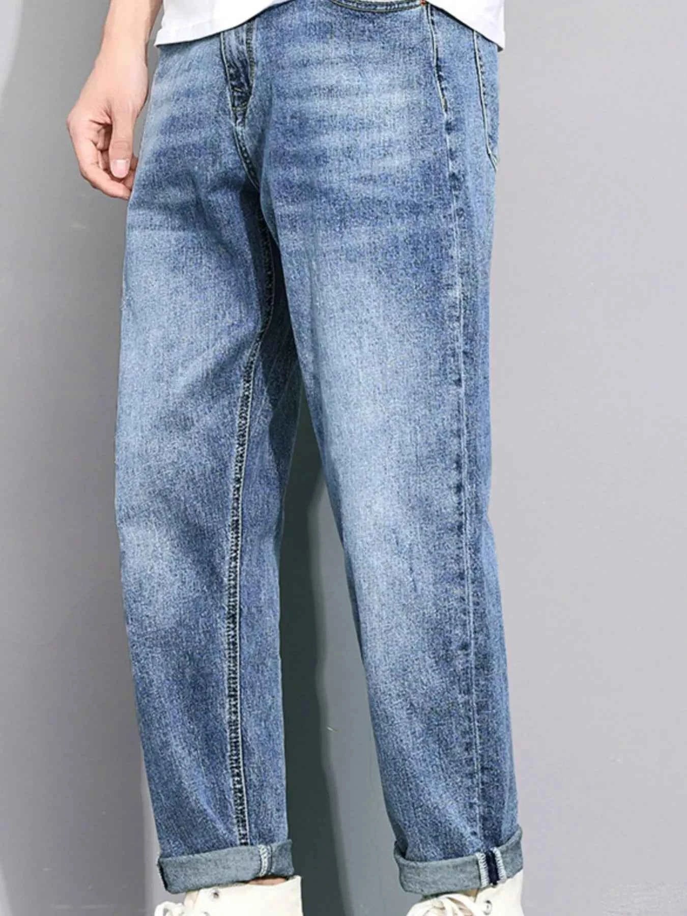 Men's Washed Straight Leg Jeans