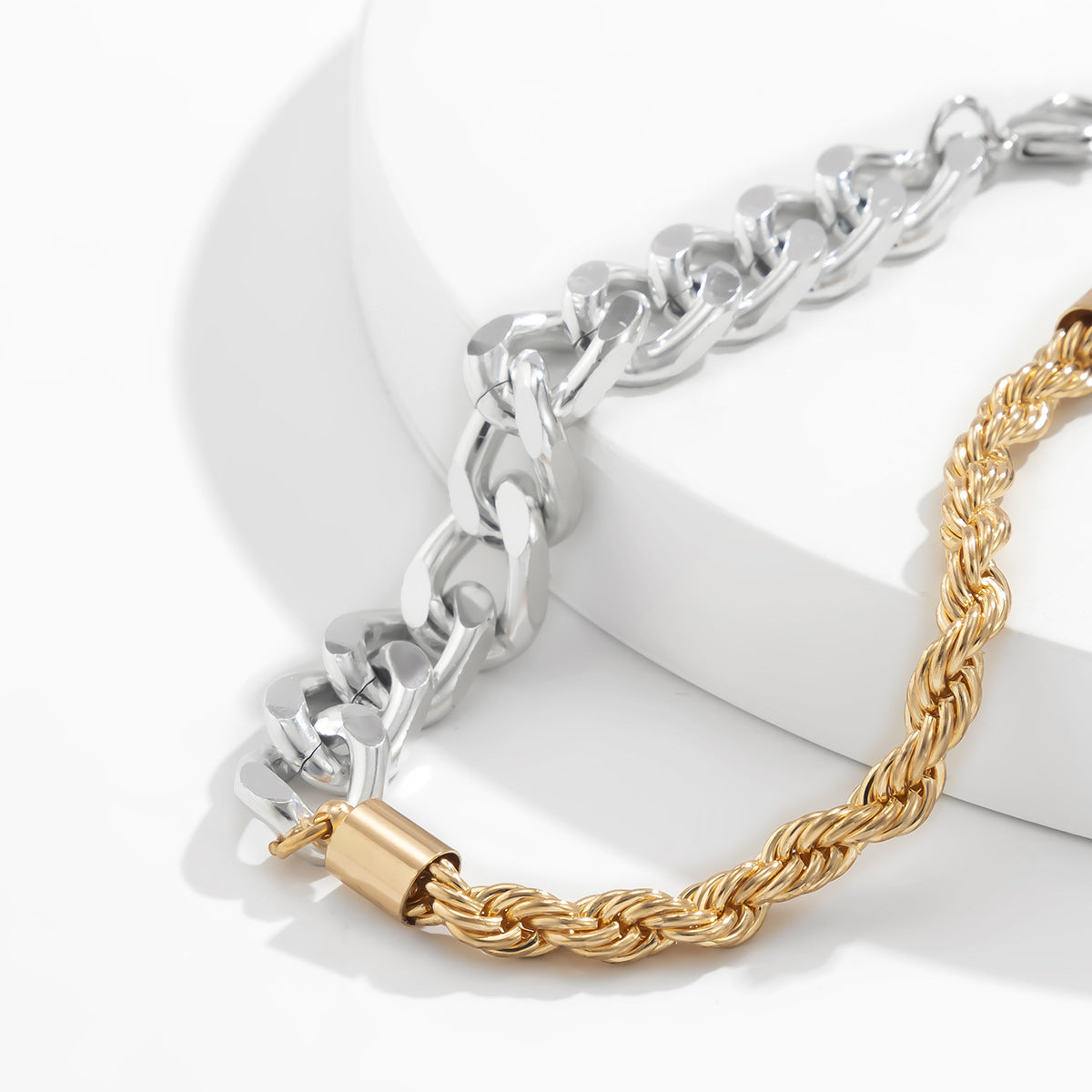 Contrasting Two-Color Adjustable Twist-Chain Bracelet - Damned Threads