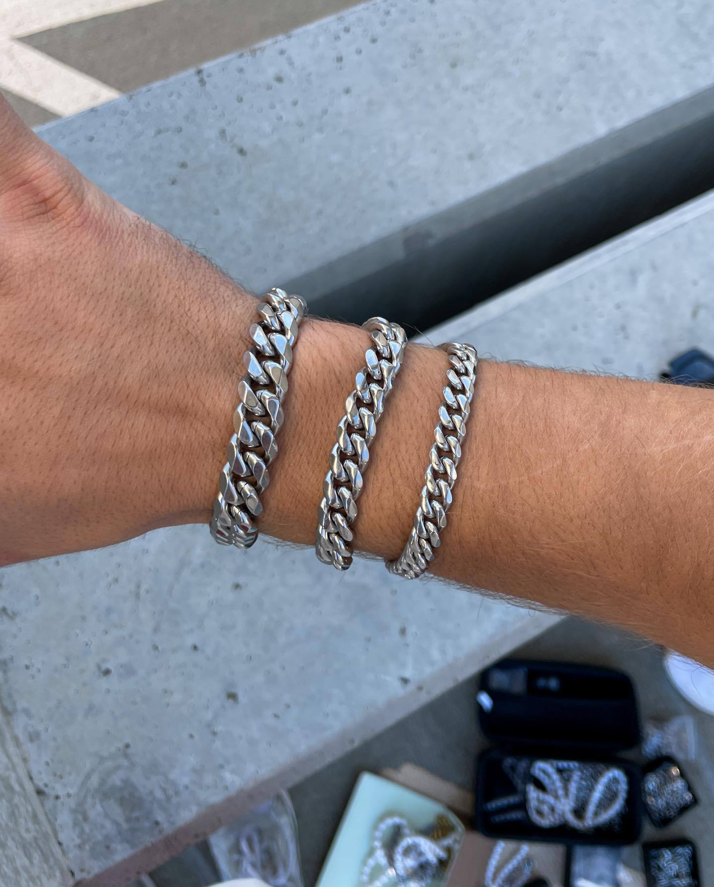 Minimalist Link Bracelet - Damned Threads