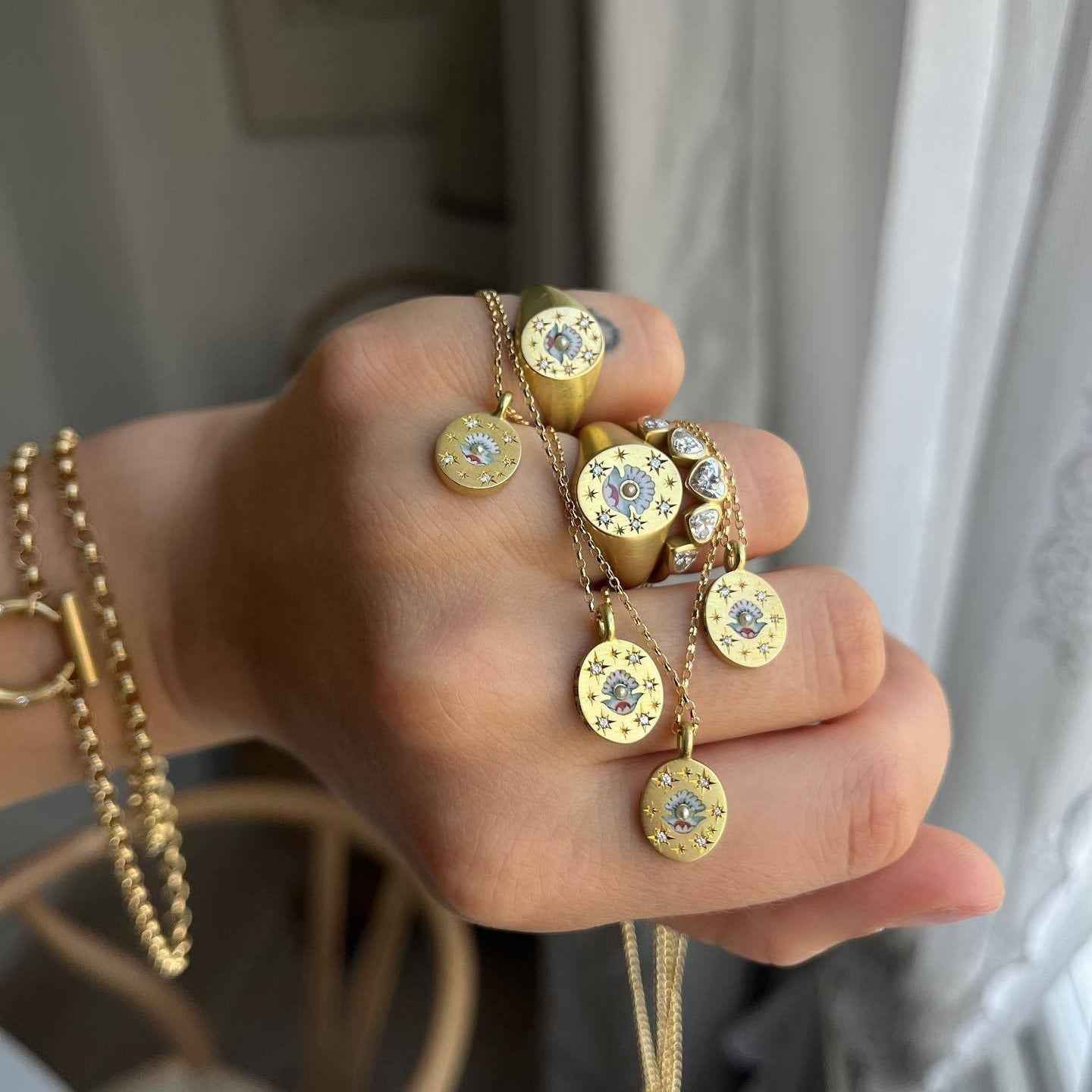 18K Gold Inlaid Zirconia Necklace With Personality Trait Design - Damned Threads