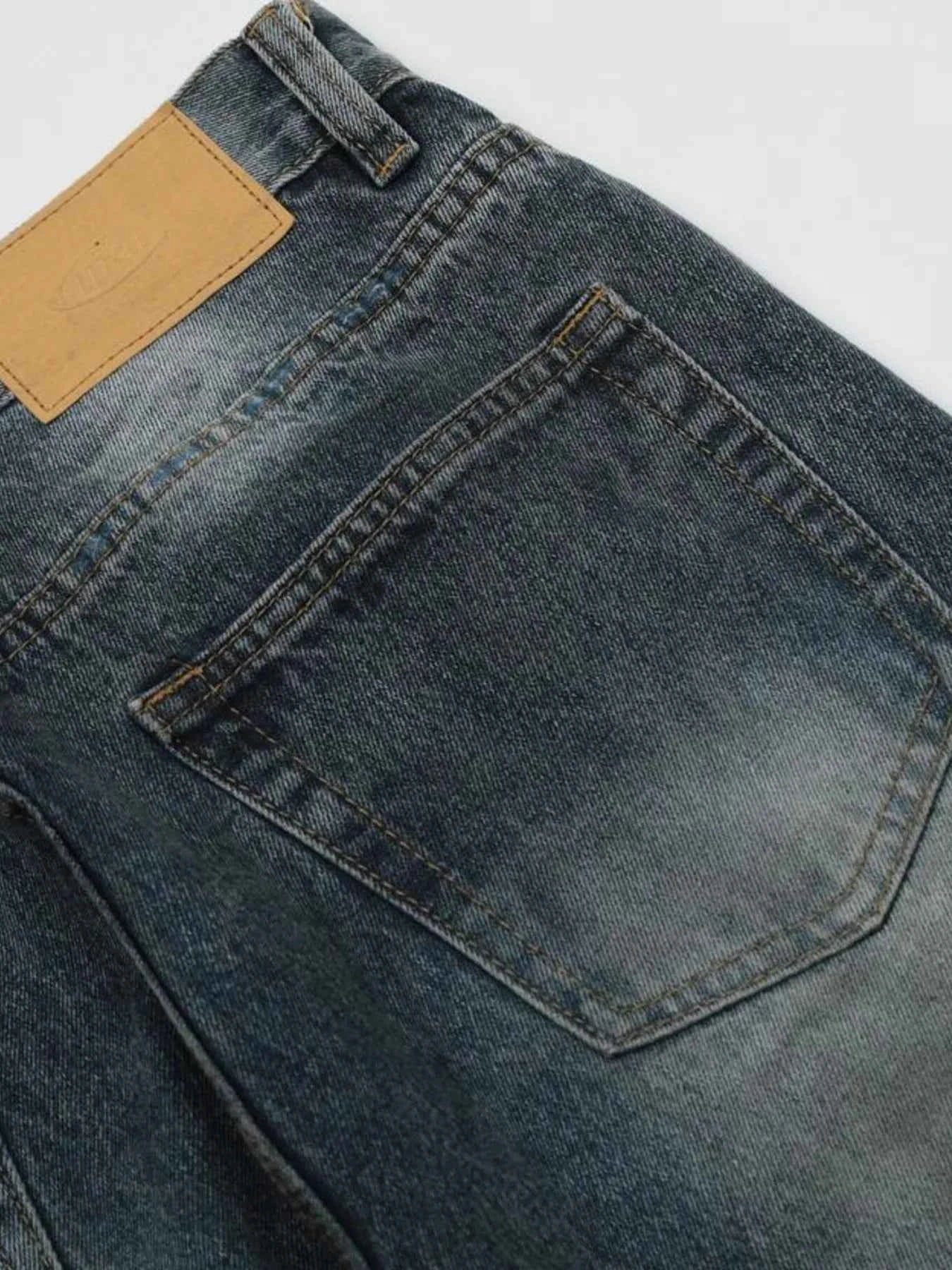 Men's Washed Distressed Wide-Leg Jeans