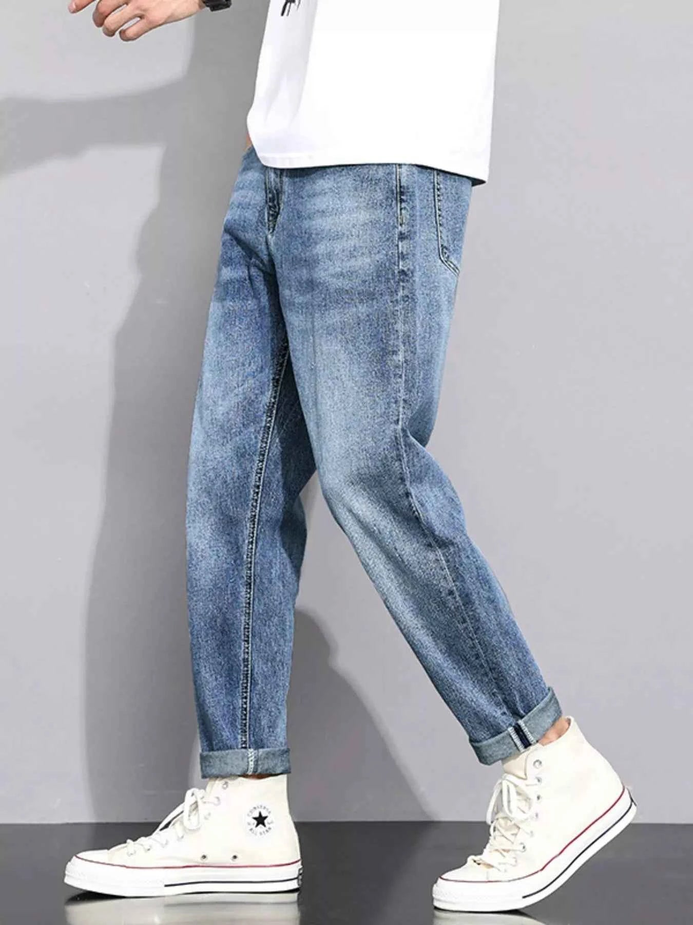 Men's Washed Straight Leg Jeans